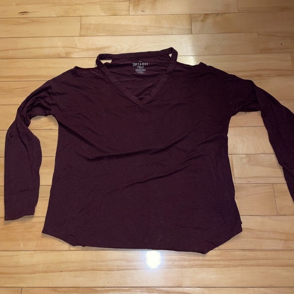 Burgundy American Eagle soft and sexy top - Picture 1 of 2